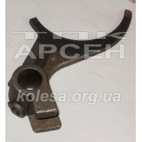 Вилка КПП РЕВЕРСА / широка /  (Т30-37.185Б)