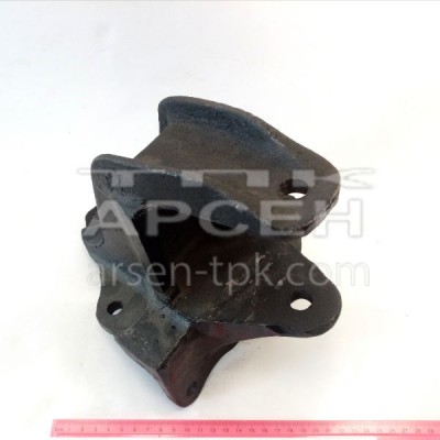 Кронштейн задной передньої ресори (130-2902447)